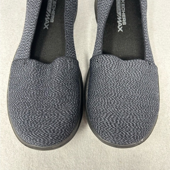 Skechers Womens Size 6 Style 15412 GOWALK LITE SMITTEN Black Gray Slip On Shoes - Picture 4 of 9